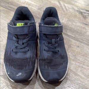 Nike Kids' Dark Blue and Lime Sneakers